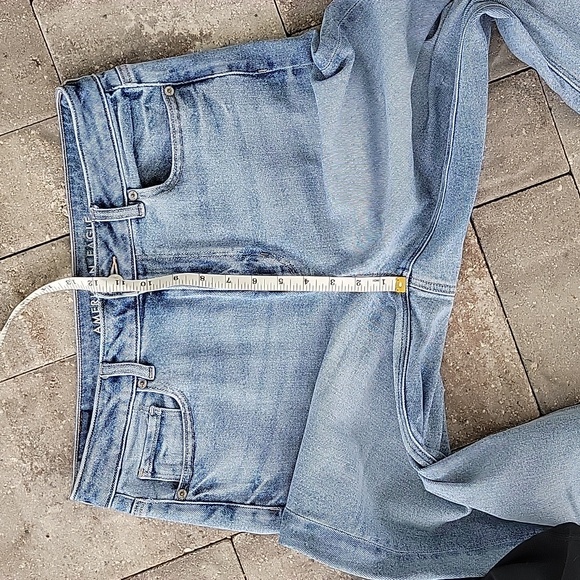 AE Stretch Mom Straight Jean Sz 10 Long - Picture 11 of 12